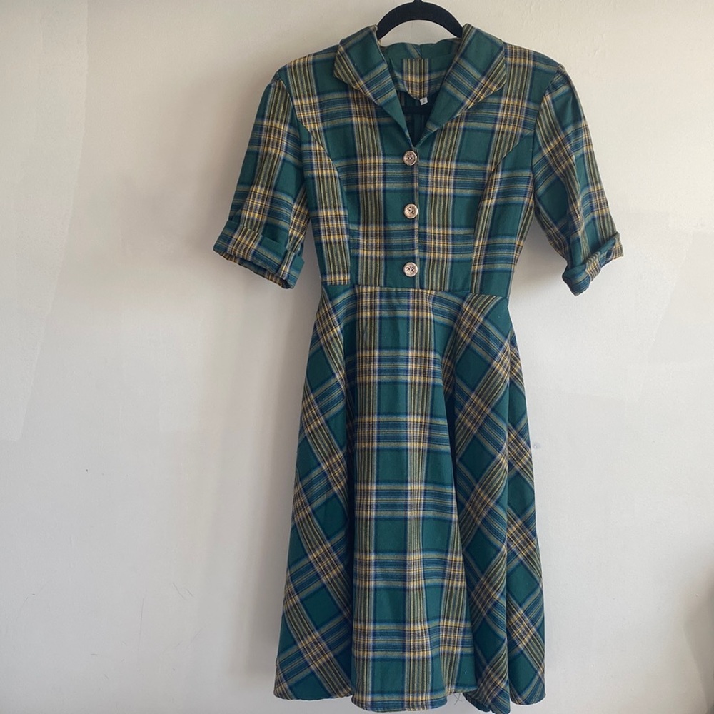 1950s style green plaid dress